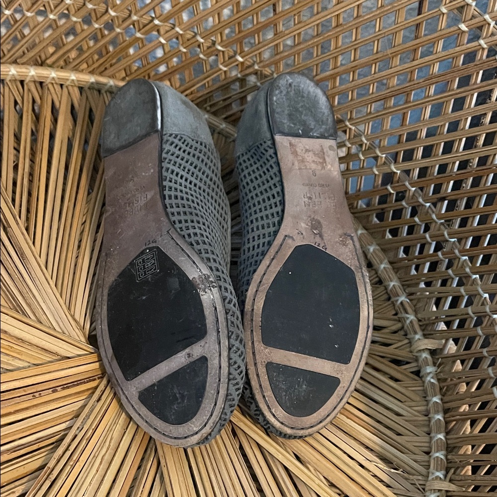 Eileen Fisher Gray Women's Flat Shoes - Picture 6 of 6